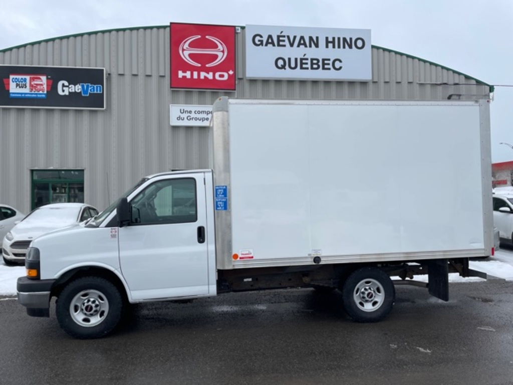 2019 GMC 3500 Savana Cube 12' 4.3L - Charlesbourg