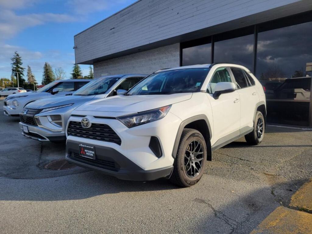 2021 Toyota RAV4 LE; No Accidents | AWD | Loaded - Richmond