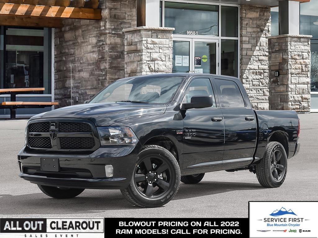 2022 Ram 1500 Classic Express 4x4 Crew Cab 5'7 Box - Collingwood