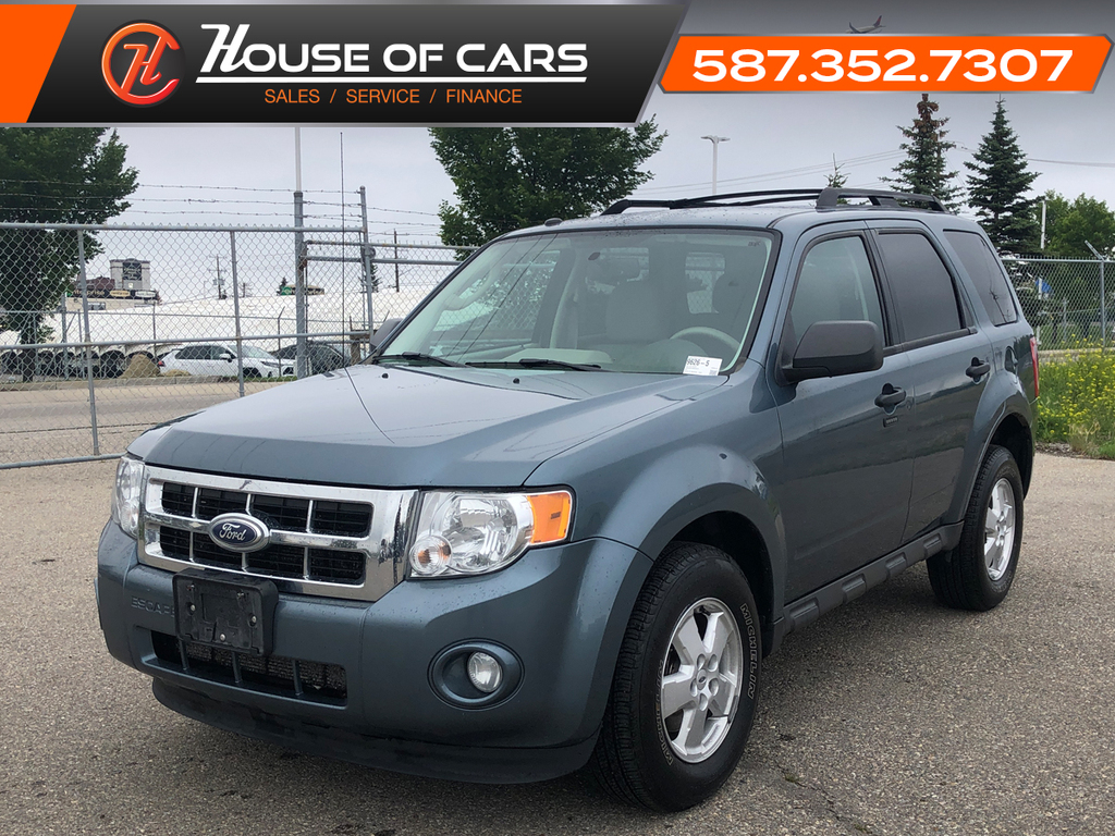 2012 Ford Escape 4WD / XLT - Calgary