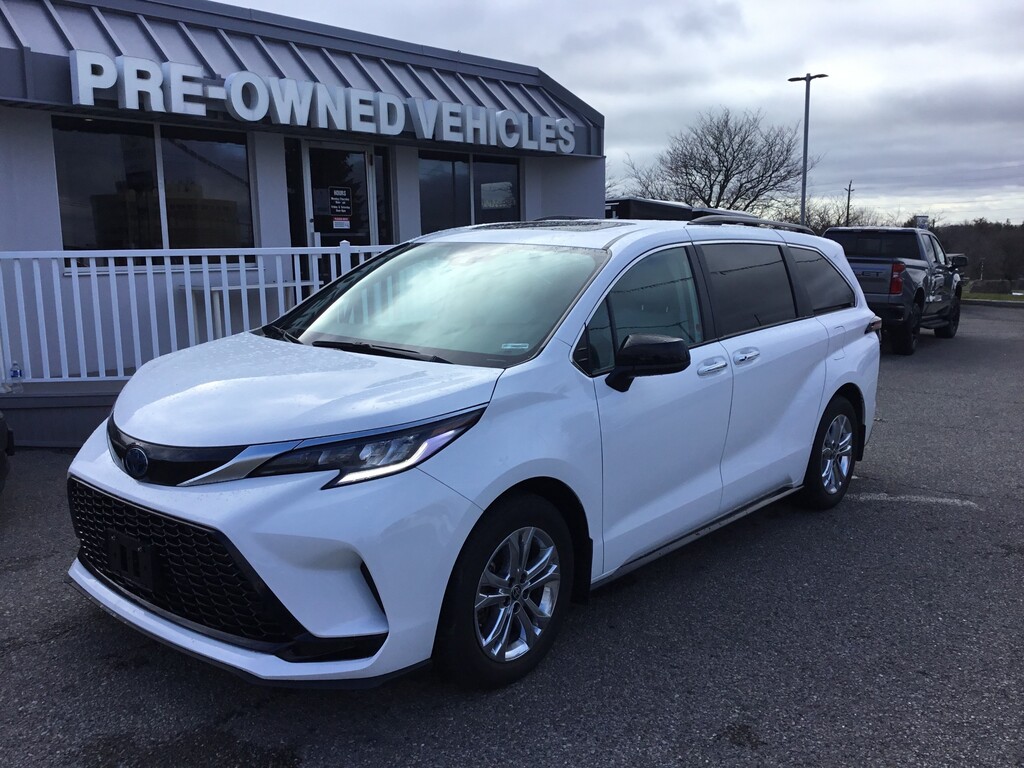 2022 Toyota Sienna Xse 7-passenger - Ajax