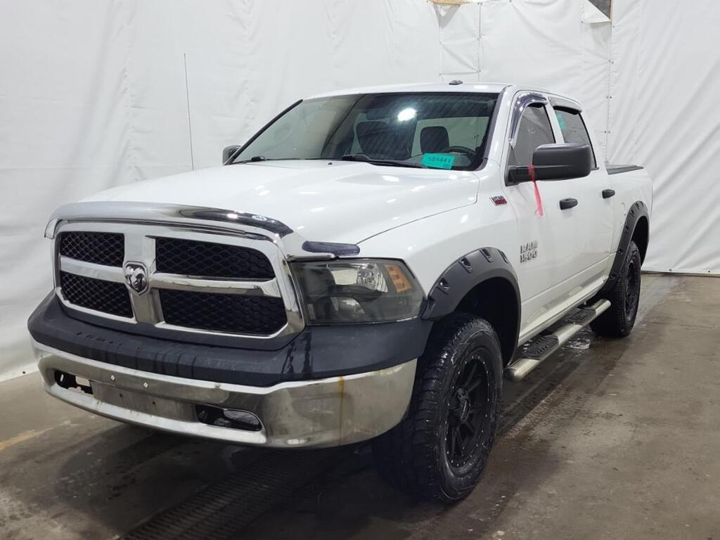 2017 Ram 1500 4WD Crew Cab 140.5 ST - Toronto