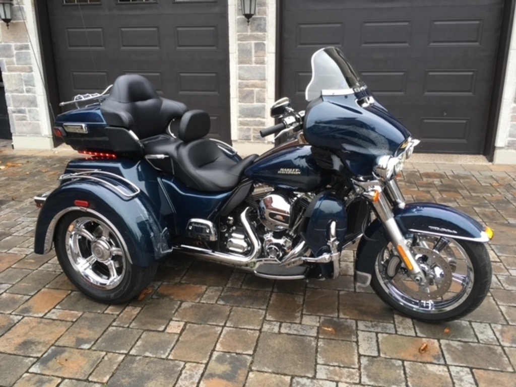 2016 Harley-davidson Tri Glide 3 Roues - Brossard