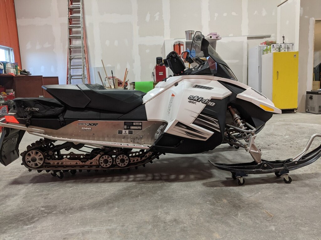 2010 Ski-Doo GSX LE 1200 4-TEC LE - Standard