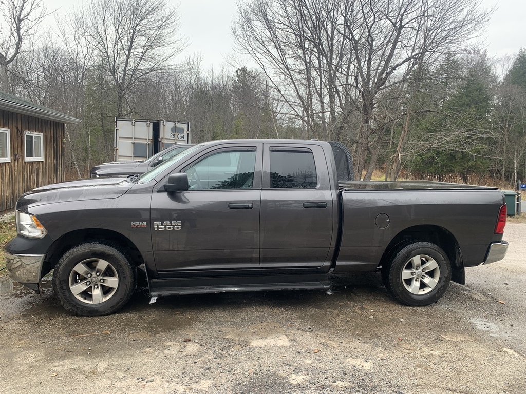 2018 Ram 1500 ST 4x4 Quad Cab 6'4 Box -Ltd Avail- - Gravenhurst