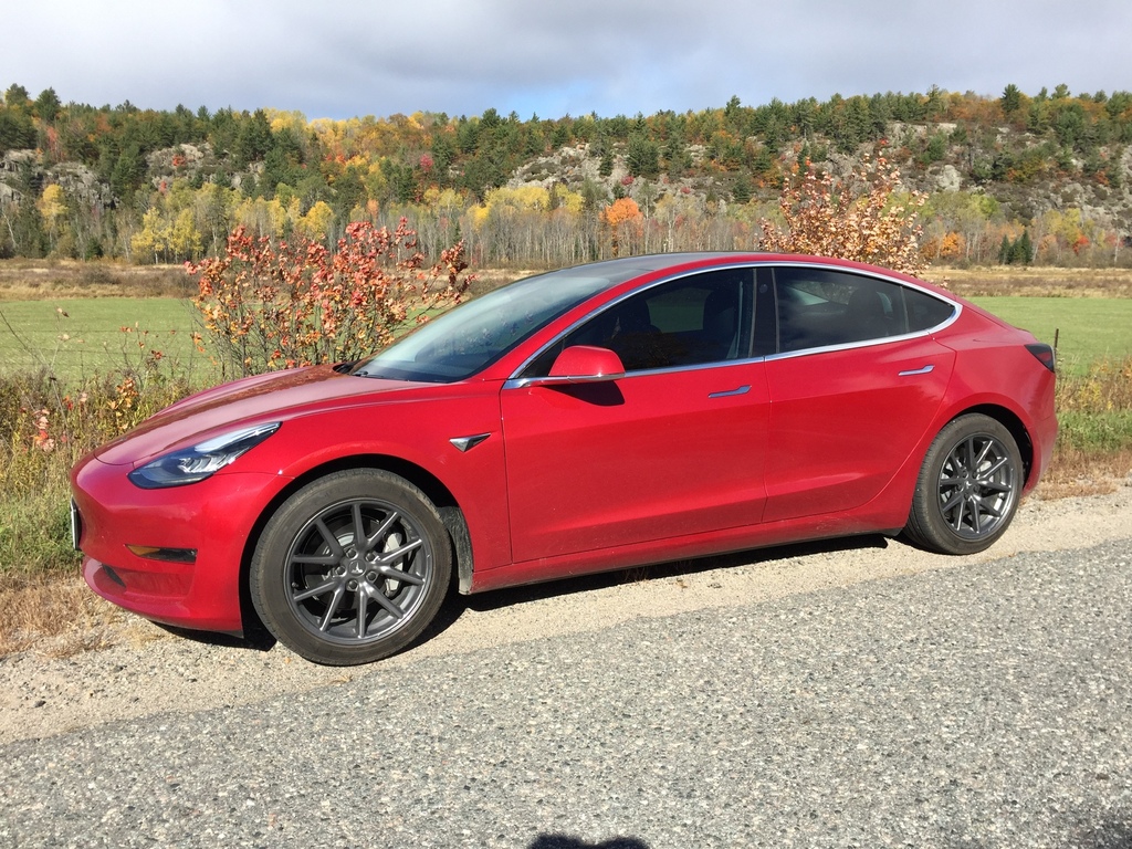 2018 Tesla Model 3 Long Range RWD - Kitchener