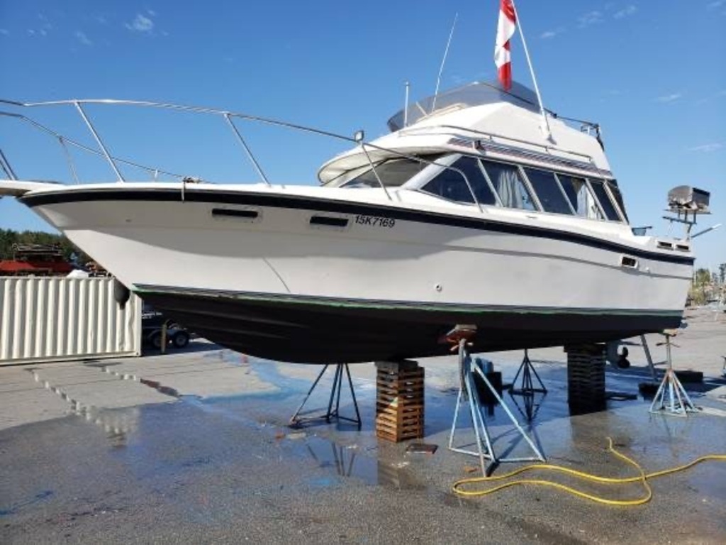 1986 Bayliner 2850 Contessa - Madeira Park