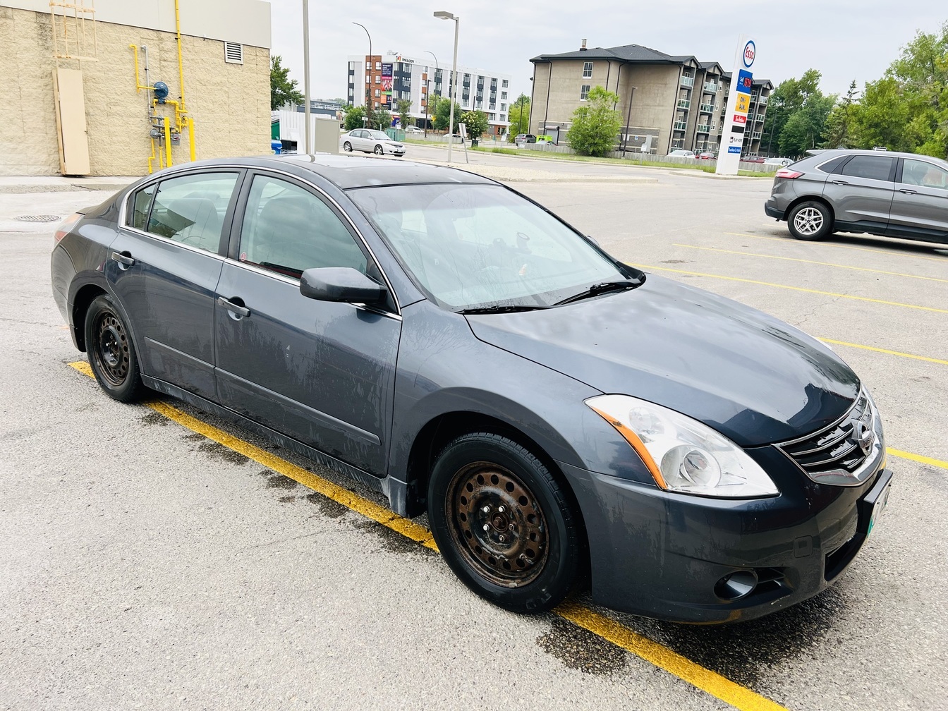 2010 nissan altima 4dr sdn i4 cvt 2.5 s