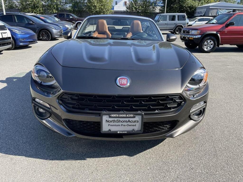 2017 Fiat 124 Spider 2dr Conv Lusso - West Vancouver