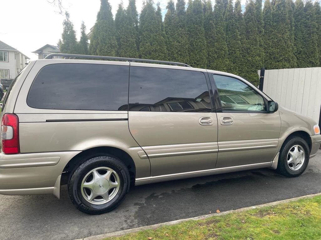 2000 Oldsmobile Silhouette 4dr Premiere Edition - Langley